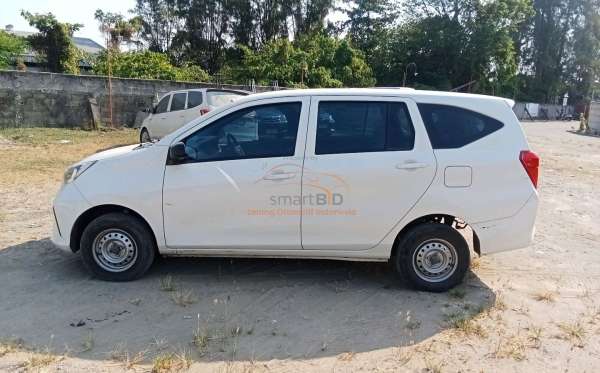 DAIHATSU  SIGRA