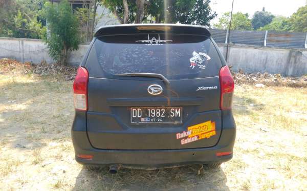 DAIHATSU  XENIA