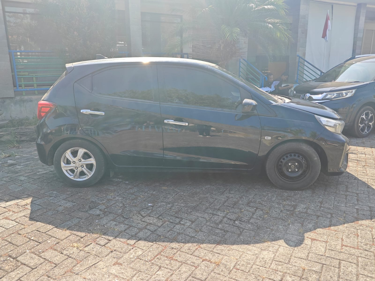 HONDA  BRIO  SATYA 1.2 S