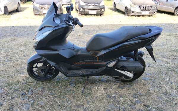 HONDA  PCX 160