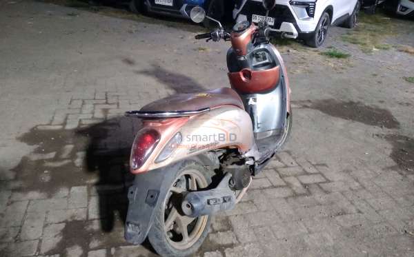 HONDA SCOOPY