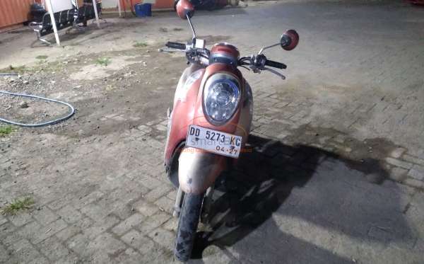 HONDA SCOOPY