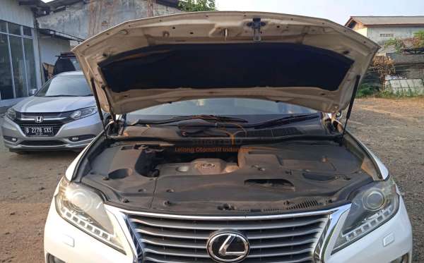 LEXUS RX 270