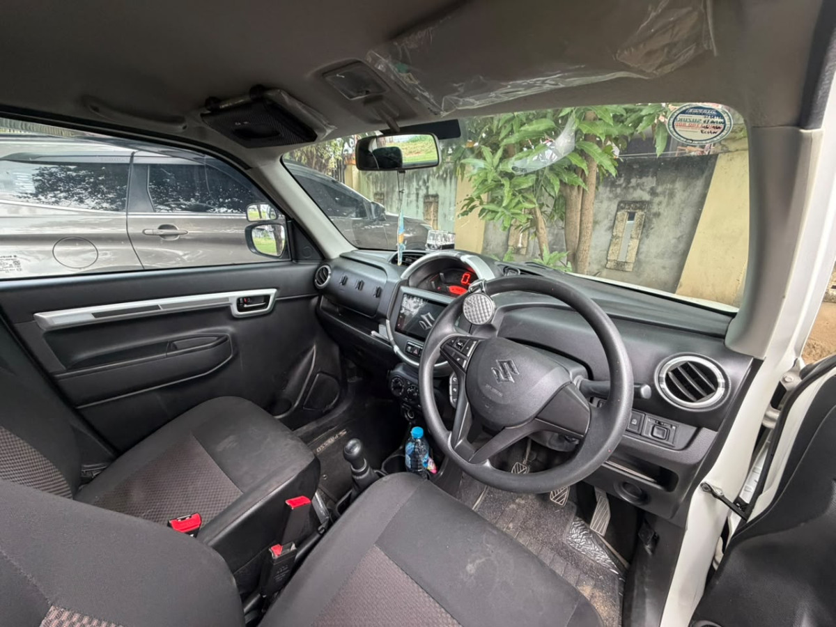 SUZUKI S-PRESSO
