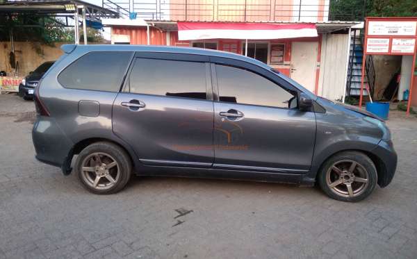 TOYOTA AVANZA 1.3 G