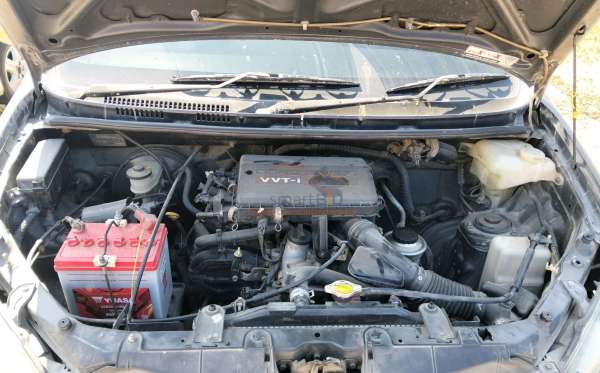 TOYOTA AVANZA