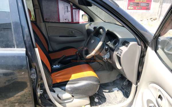TOYOTA AVANZA