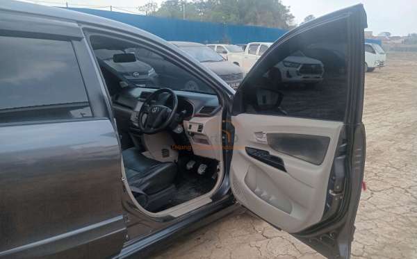 TOYOTA  AVANZA  1.3 G