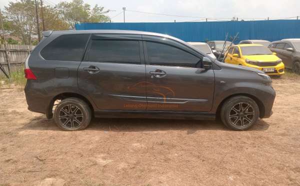 TOYOTA  AVANZA  1.3 G