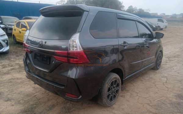 TOYOTA  AVANZA  1.3 G