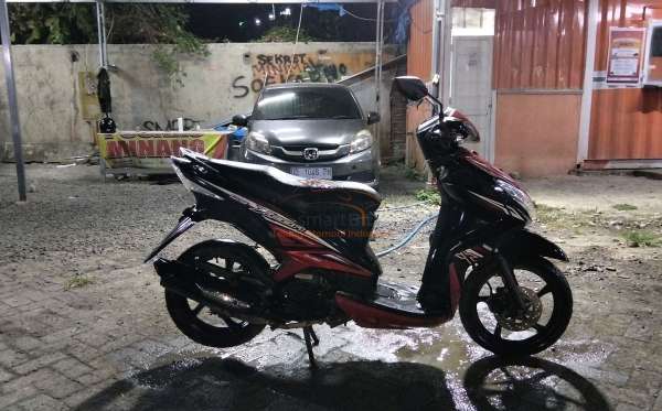 YAMAHA XEON