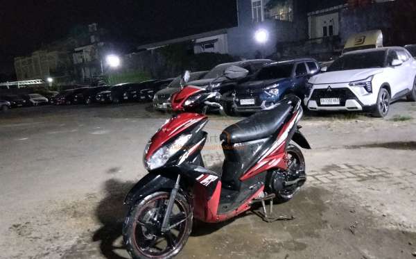 YAMAHA XEON
