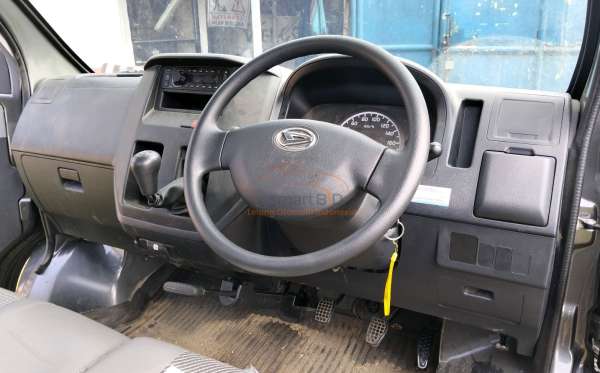 DAIHATSU GRAN MAX PICK-UP 1.3