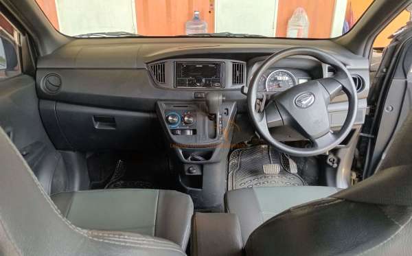 DAIHATSU SIGRA 1.2 X