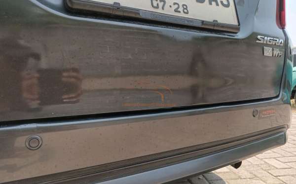 DAIHATSU SIGRA 1.2 X