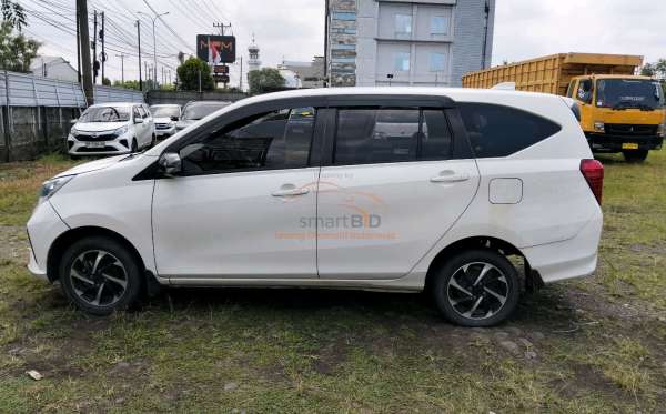 DAIHATSU SIGRA