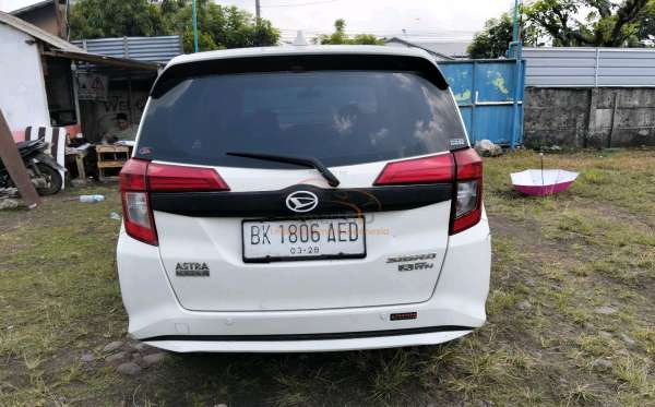 DAIHATSU SIGRA