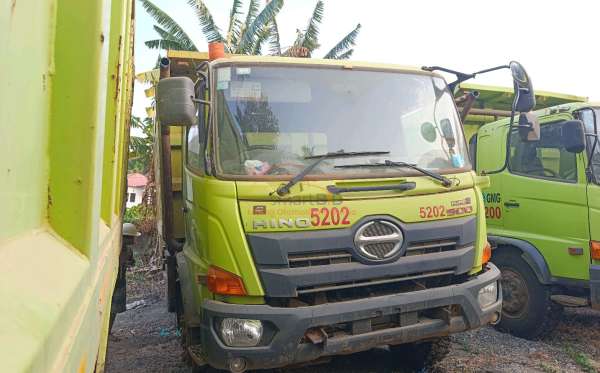 HINO  FM8 JN2D-XGJ