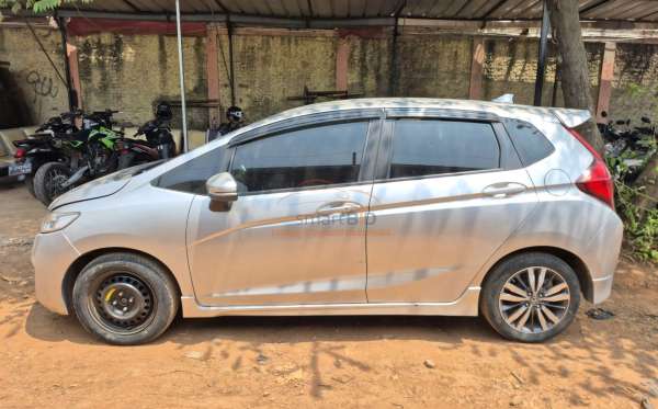 HONDA JAZZ GK5 1.5 RS
