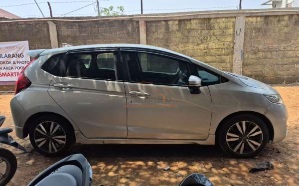 HONDA JAZZ GK5 1.5 RS