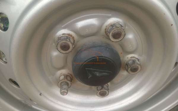 TOYOTA INNOVA