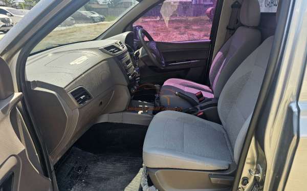WULING  FORMO