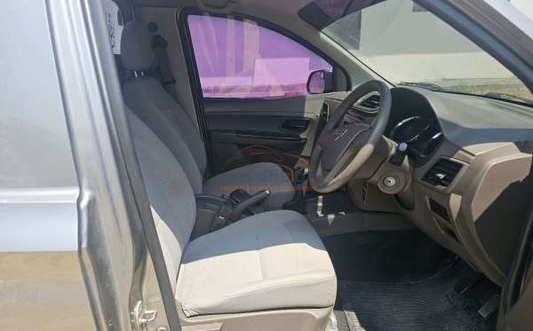 WULING  FORMO