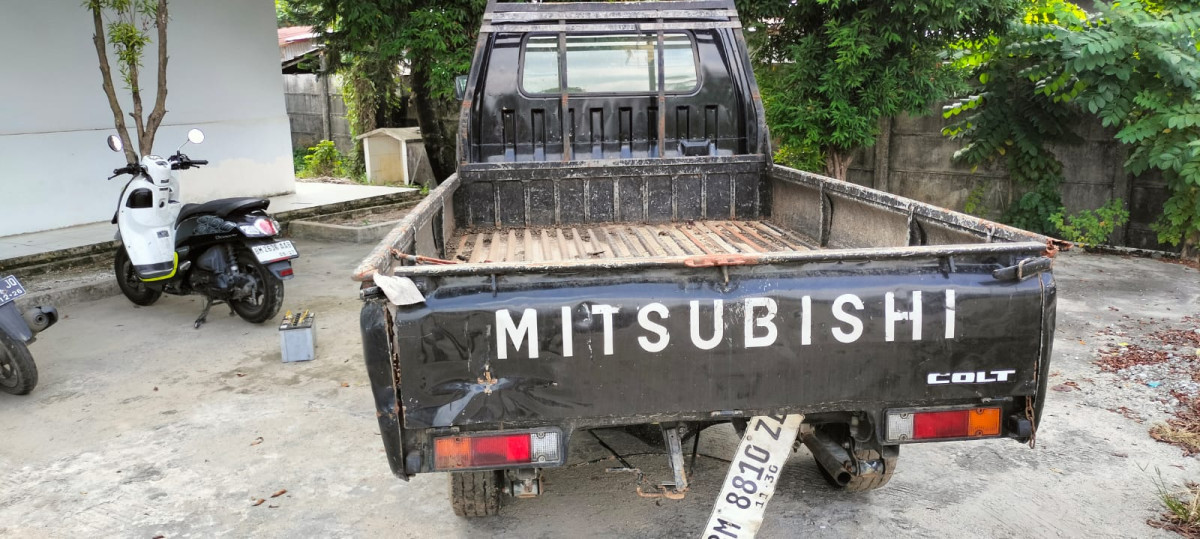 MITSUBISHI  L 300 L300 PU FB-R (4X2)