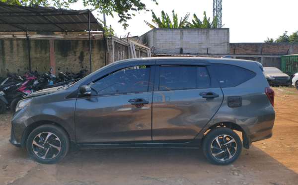 DAIHATSU SIGRA R