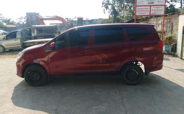 DAIHATSU SIGRA M
