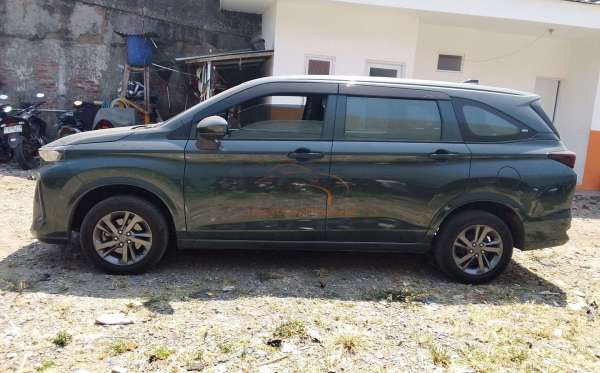 DAIHATSU XENIA X