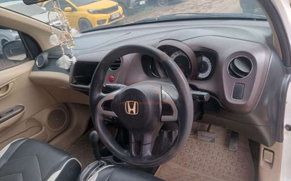 HONDA BRIO DD2 1.3 E
