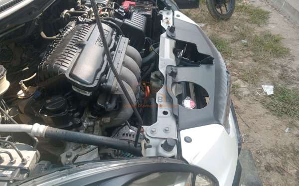 HONDA BRIO DD2 1.3 E