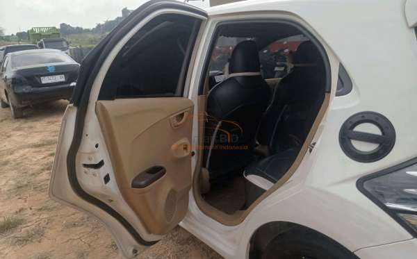 HONDA BRIO DD2 1.3 E