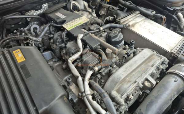 MERCEDES BENZ E 250