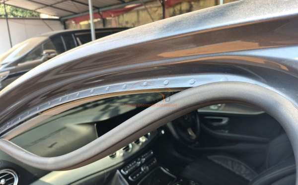 MERCEDES BENZ E 250