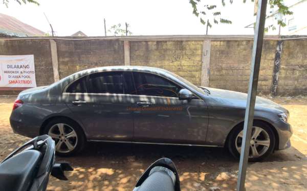 MERCEDES BENZ E 250