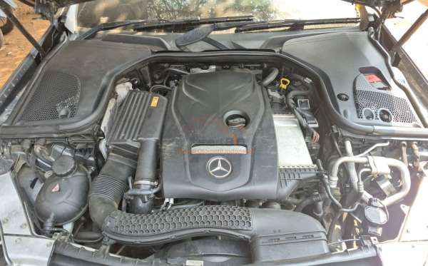 MERCEDES BENZ E 250