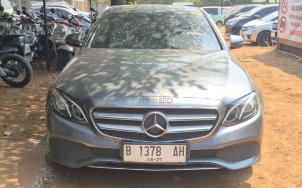 MERCEDES BENZ E 250