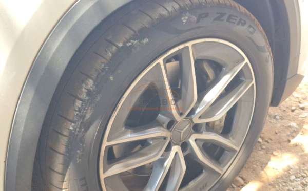 MERCEDES BENZ  GLA  35