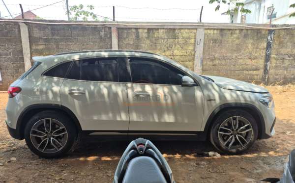 MERCEDES BENZ  GLA  35