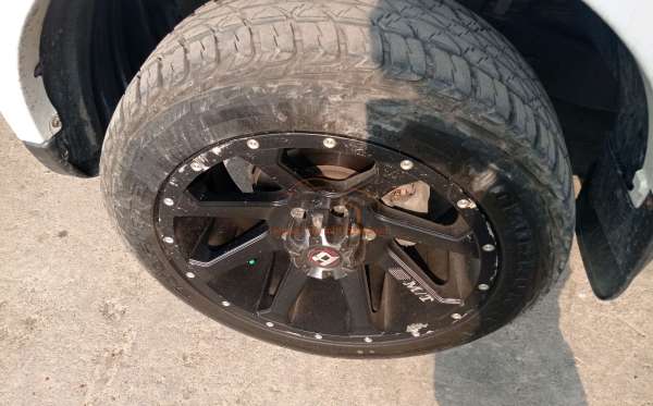 MITSUBISHI  PAJERO  SPORT