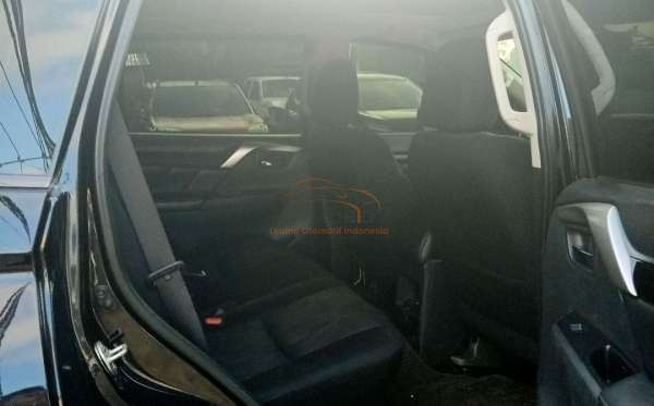 MITSUBISHI  PAJERO  SPORT DAKAR ULTIMATE