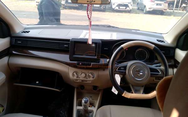 SUZUKI ERTIGA