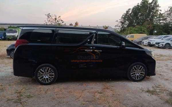 TOYOTA ALPHARD 2.5