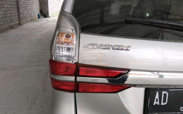 TOYOTA AVANZA 1.3 G