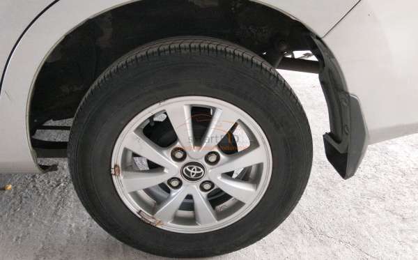 TOYOTA AVANZA 1.3 G