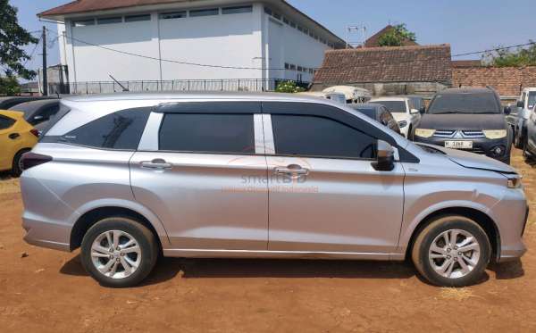 TOYOTA  AVANZA  1.3 E