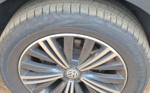 VOLKSWAGEN TIGUAN 1.4