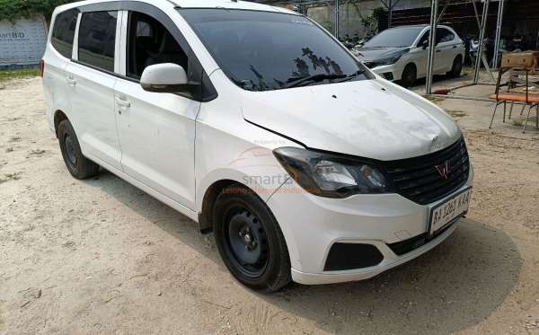 WULING CONFERO 1.5 DB MY (4X2)